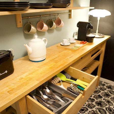 P&O Serviced Apartments Kinowa Warsawa Bagian luar foto