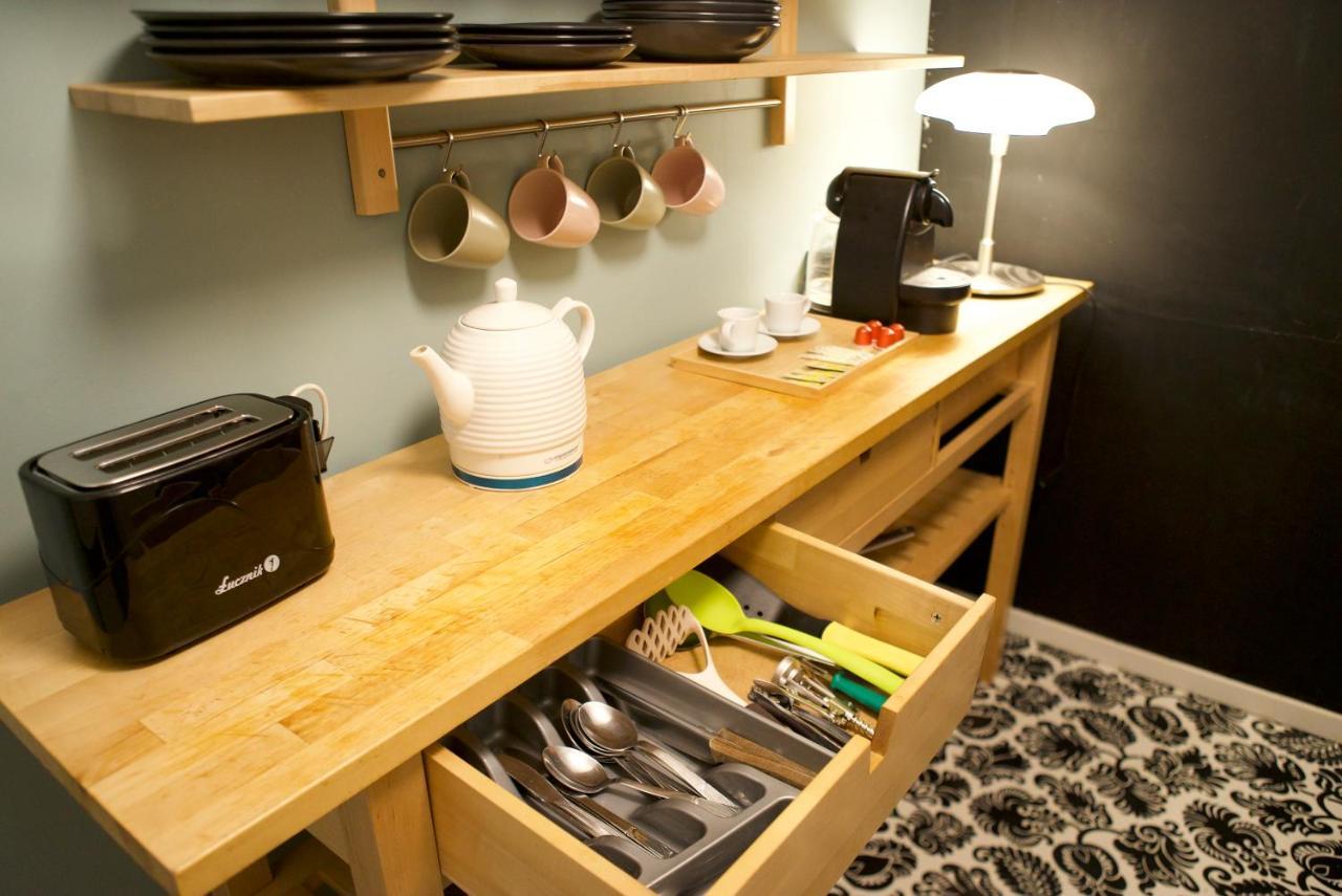 P&O Serviced Apartments Kinowa Warsawa Bagian luar foto
